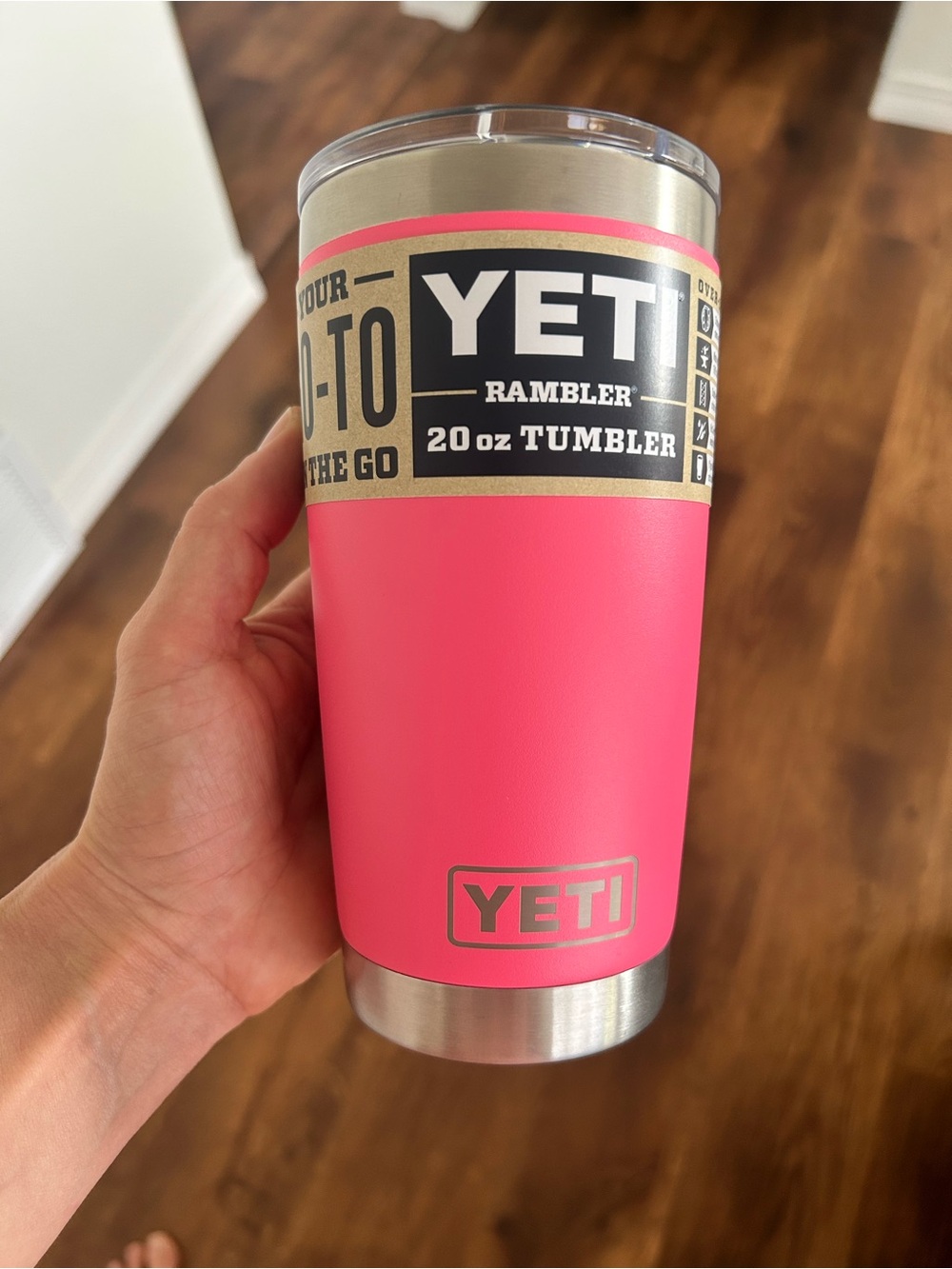 Yeti 20 oz Rambler Tumbler in Tropical Pink
